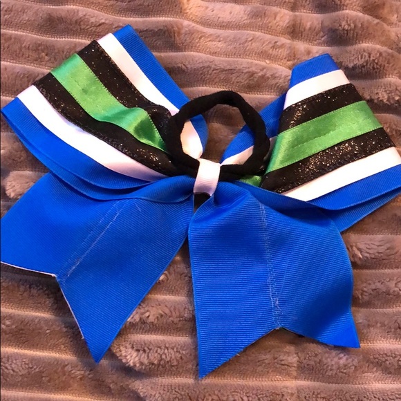 ⭐️Cheer Bow - Picture 2 of 2